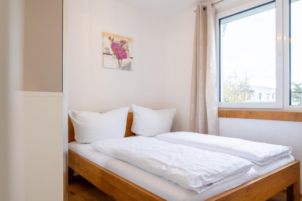 Modern Apartment W/ Cozy Balcony Near City Center Βιέννη Εξωτερικό φωτογραφία