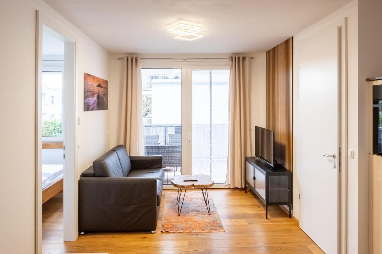 Modern Apartment W/ Cozy Balcony Near City Center Βιέννη Εξωτερικό φωτογραφία